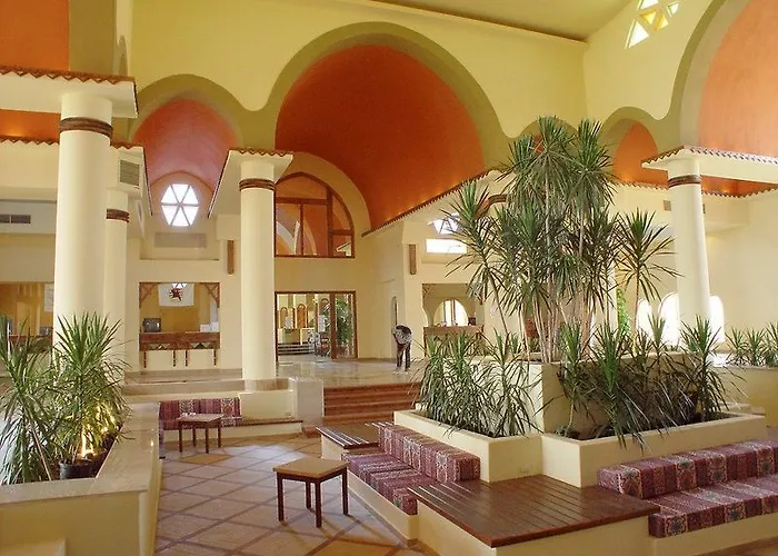 The Three Corners Palmyra Sarm es-Sejk